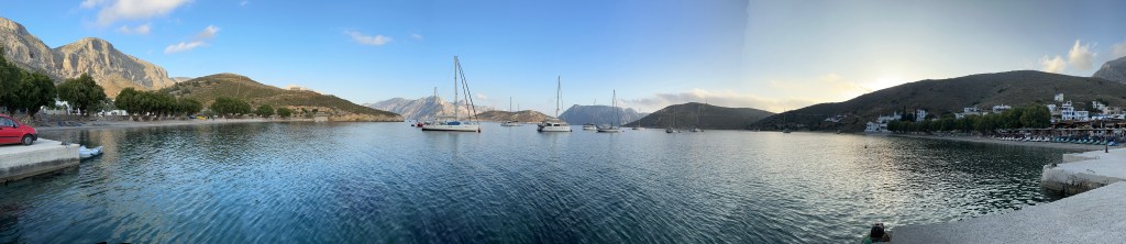 Happy Days in the Social Islands…..